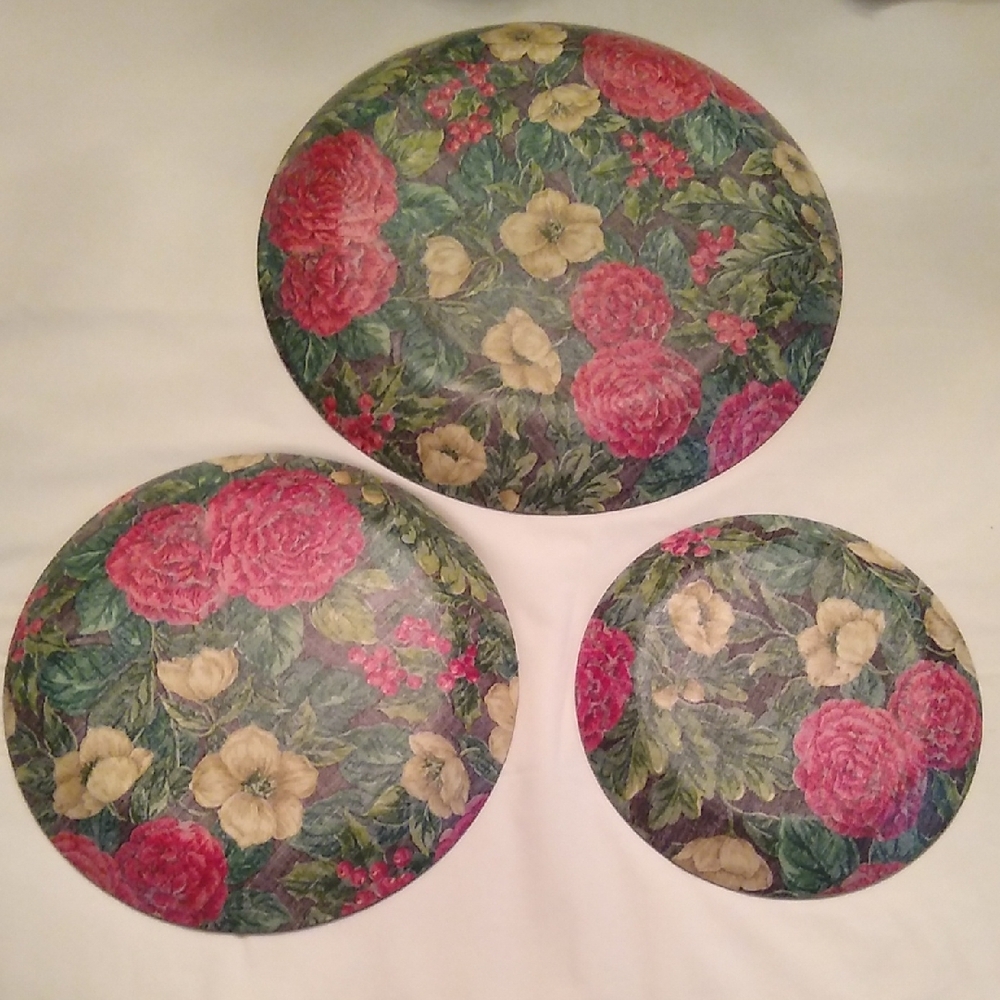 Floral Holiday Decor Plate Set - Picture 2 of 6